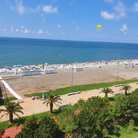 Apartment Magnolia Seaside Batumi Luaran gambar