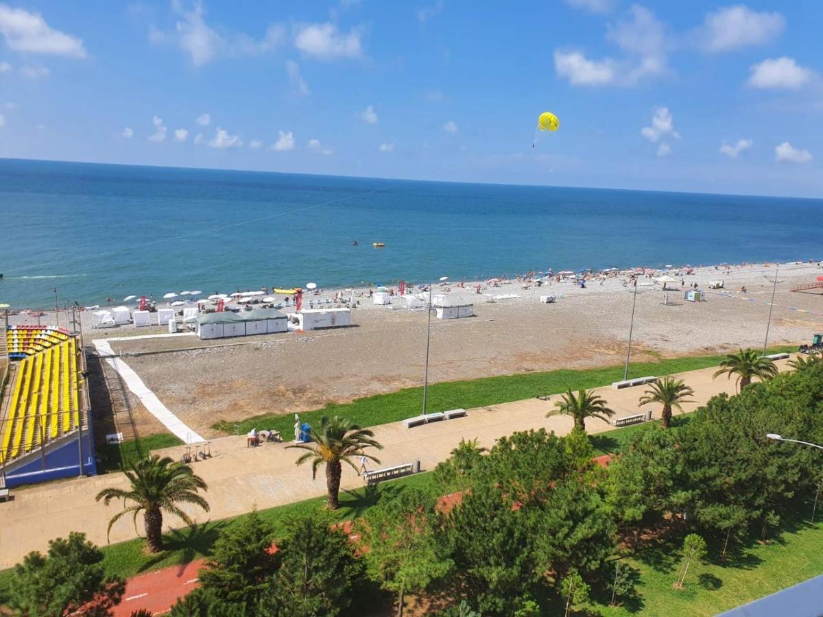 Apartment Magnolia Seaside Batumi Luaran gambar
