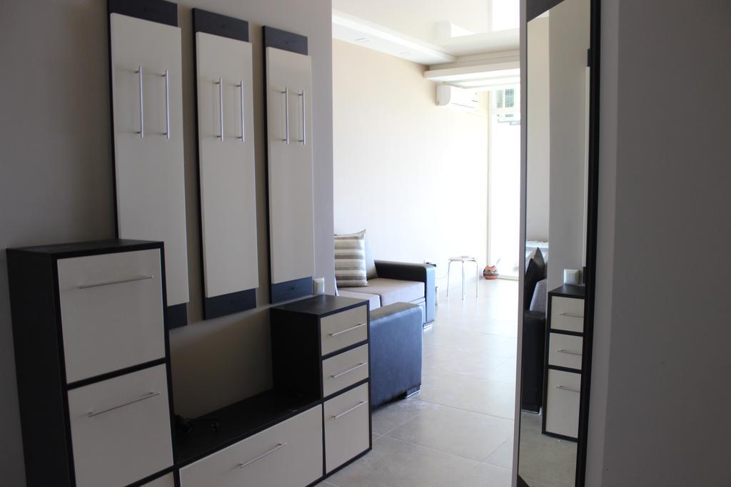 Apartment Magnolia Seaside Batumi Bilik gambar